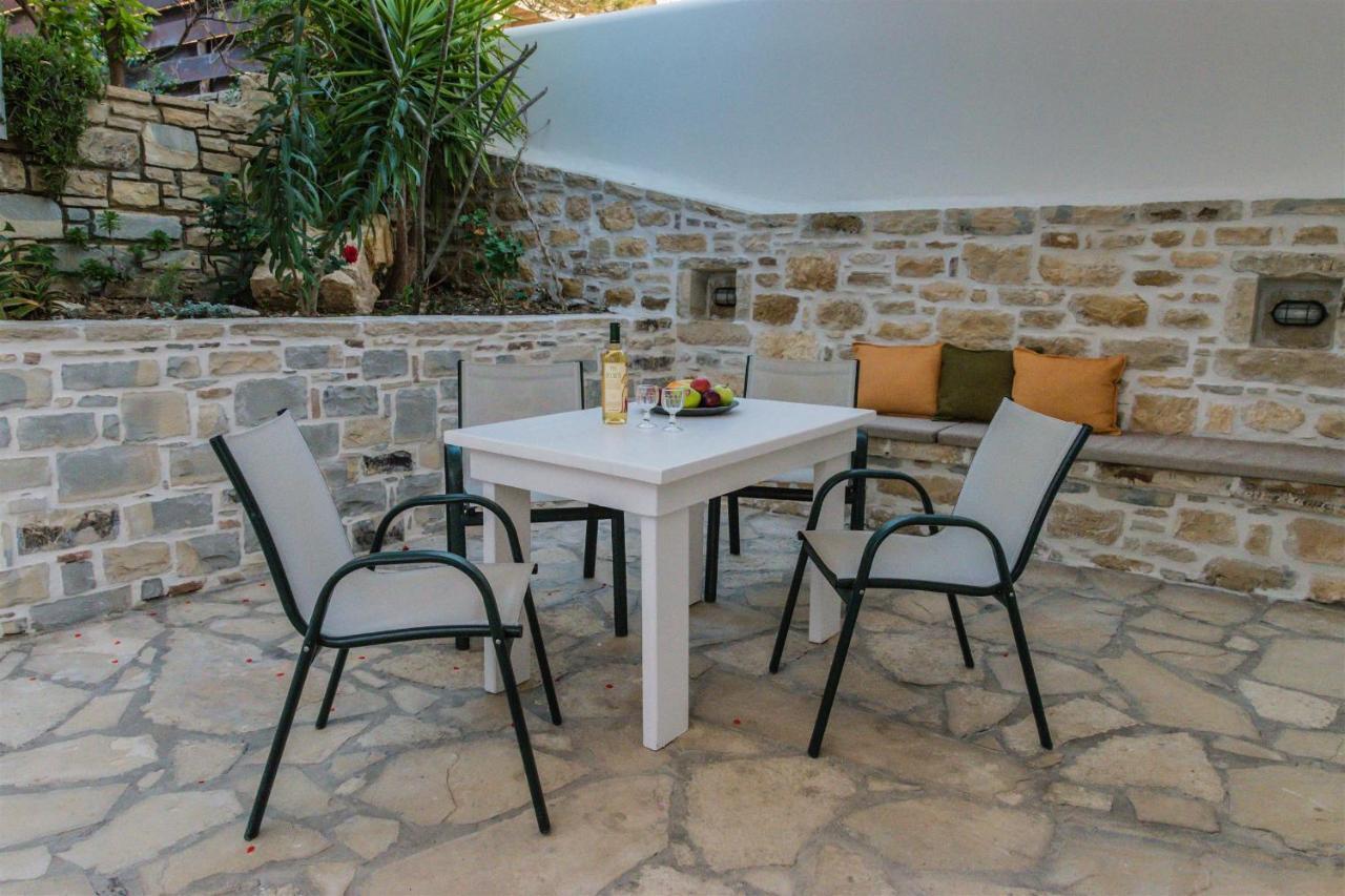 Hotel Sunshine Matala Exterior foto